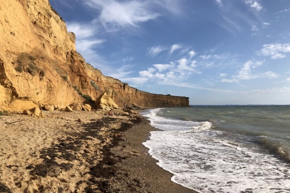 Пляж в поселке Кача.