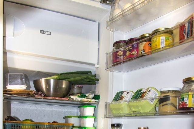 Под Тюменью женщина украла у соседки холодильник