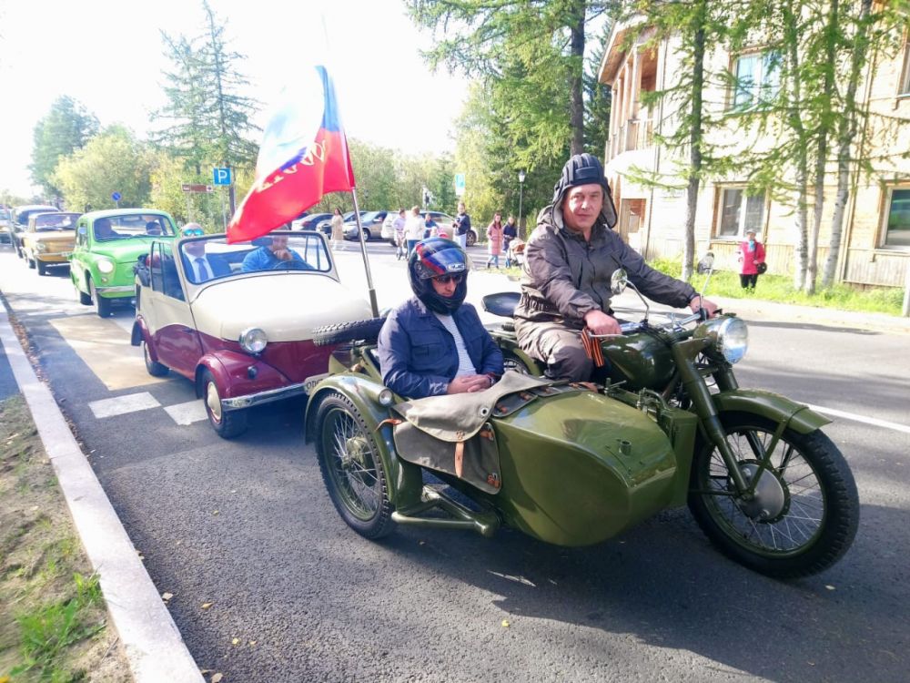 Вот уже несколько лет в День города проходит парад ретро автомобилей «Ретроспектива».