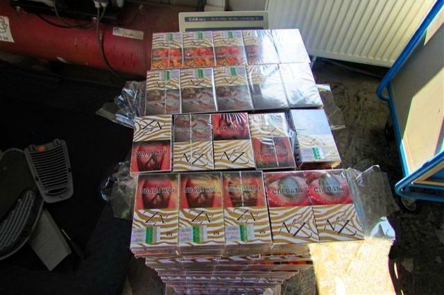 Гражданин Литвы пытался вывезти из региона 1200 пачек сигарет