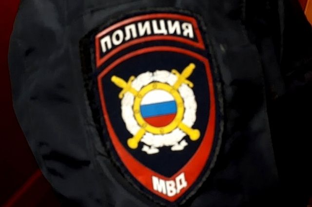 Полицейские Тюмени задержали подозреваемого в краже моторного масла