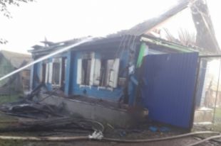 В с.Воздвиженка Пономаревского района на пожаре погиб человек.