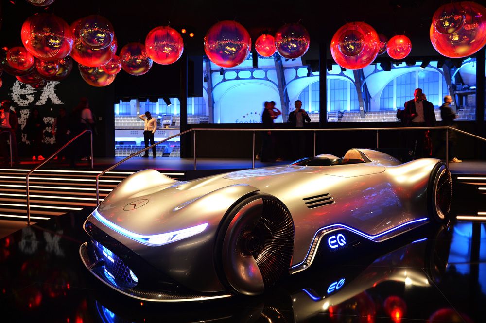 Mercedes-Benz Vision EQ Silver Arrow.