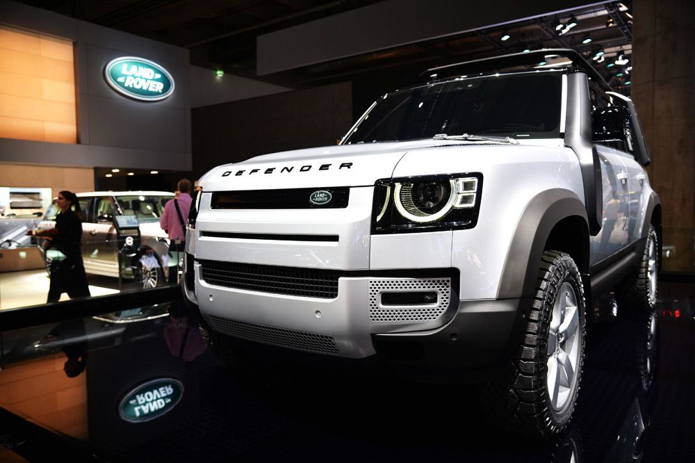Land Rover Defender.