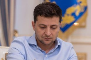 Зеленский назвал главное условие для проведения местных выборов на Донбассе