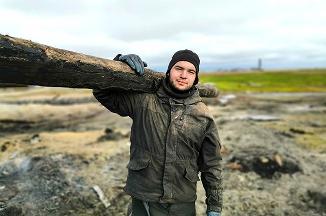 Студент из Липецка вместе с группой волонтеров месяц занимался уборкой территории бывшей военной базы в Арктике.