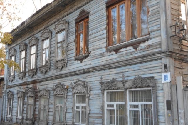 В центре Барнаула разбирают старые деревянные дома | ОБЩЕСТВО | АиФ Барнаул