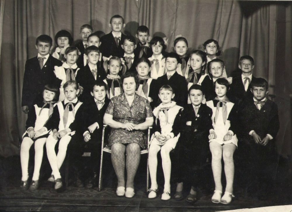 "Школьные годы чудесные" Анцев Андрей. 3А класс 1973 год, г. Барнаул.