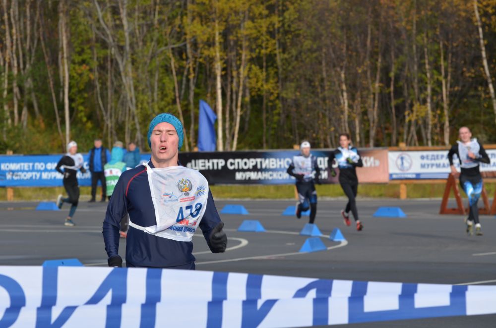 Александр Садоков победил на дистанции в четыре километра!