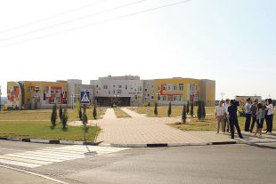 Переход у начальной школы в Таврово-2 никак не оборудован.