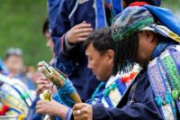 У бурят шаманы есть почти в каждой общине. Они занимаются подношениями для Духов и проводят всевозможные обряды.