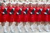 Отряд Народного ополчения Китая марширует на площади Тяньаньмэнь во время военного парада, посвященного 70-летию образования КНР.