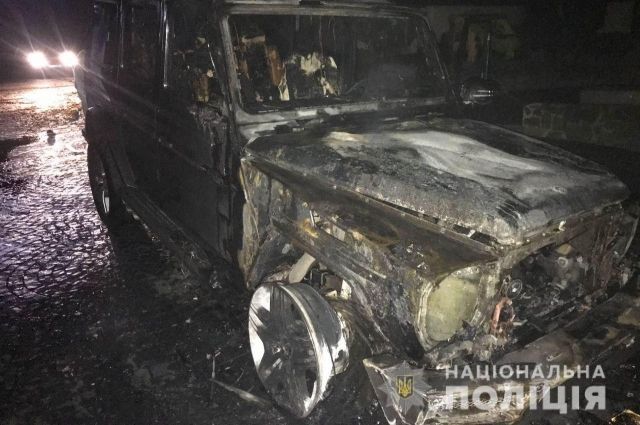 ЧП в Ровенской области: неизвестные подожгли авто депутат облсовета