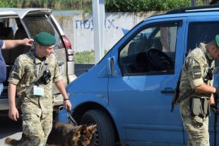 Коллапс на КПВВ: с утра в очереди на пропускные пункты застряло 250 авто