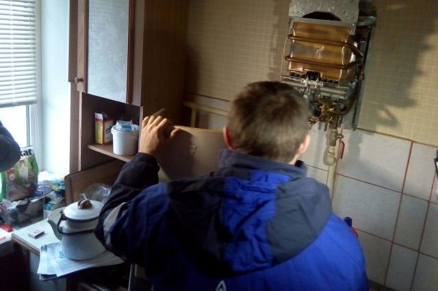 Угар газ. Отравление газом в квартире. Отравились газом в квартире. Бытовой ГАЗ В квартире. Дети которые отравились угарным газом в Оренбурге в 2016 году.