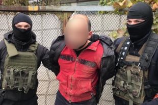 ЧП в Киевской области: злоумышленники проникли в дом и избили его хозяина