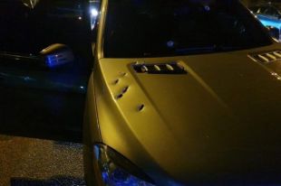 В Днепре прямо посреди улицы обстреляли автомобиль: водитель погиб