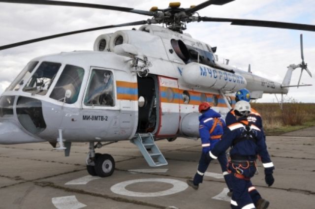 В Красноярский край стягивают спасателей из разных регионов страны.
