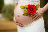 Невынашивание беременности – очень распространённое последствие недостаточного питания будущей мамы.