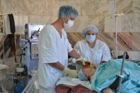 Врачи Красноярской краевой клинической больницы каждый день спасают пациентов.