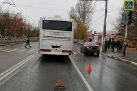 В Оренбурге водитель автобуса насмерть сбил 64-летнюю женщину.