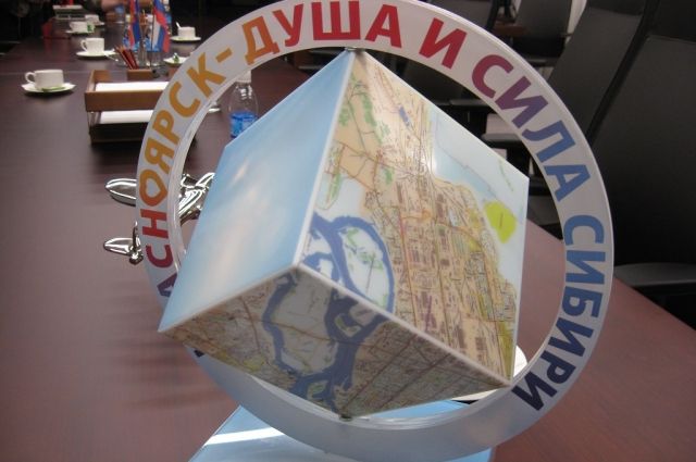 Управление Красноярском столь же непросто и подчас парадоксально, как и квадратный глобус города