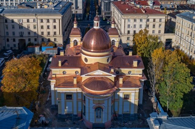 В 2004 году группа активных прихожан обратилась к митрополиту Санкт-Петербургскому и Ладожскому Владимиру с просьбой рассмотреть возможность восстановления храма.