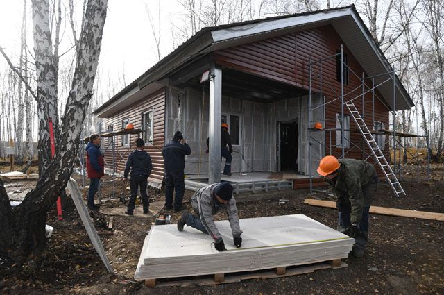 Строительство индивидуальных жилых домов для переселения жителей, пострадавших от наводнения в городе Тулун Иркутской области.