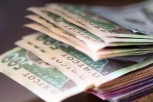 В Мукачево чиновницу отдела образования подозревают в растрате миллиона