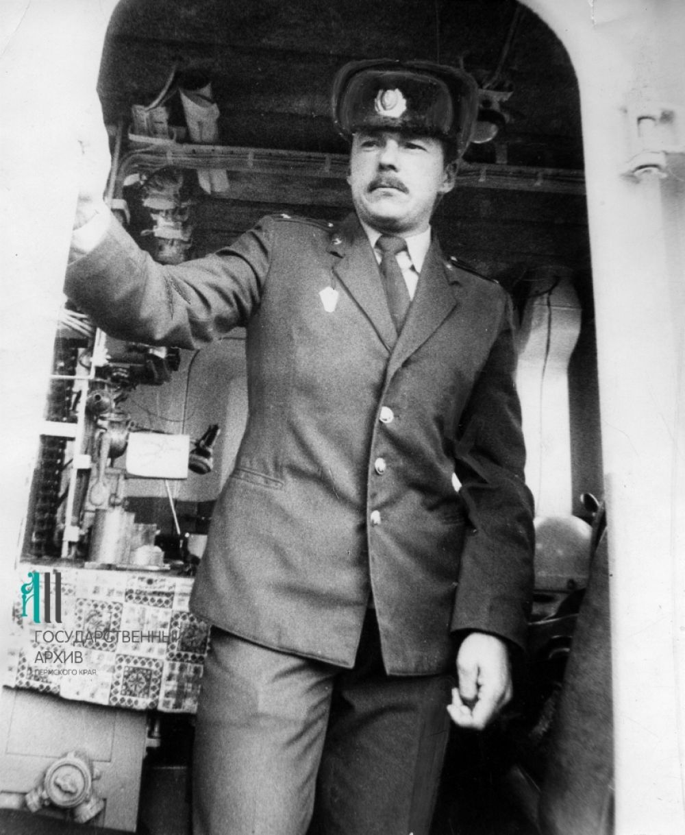 Сотрудник водного отдела милиции В.Л. Лошкарев, Пермь 1980-е годы.