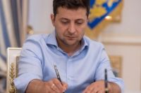 Зеленский подписал указ о замещении воинских званий