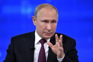 Путин призвал провести разведение сил на Донбассе как можно скорее