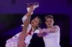 Александра Бойкова и Дмитрий Козловский на показательных выступлениях V этапа Гран-при по фигурному катанию.