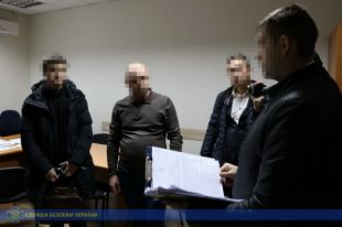 В Харькове чиновники присвоили миллионы гривен во время ремонта автодорог