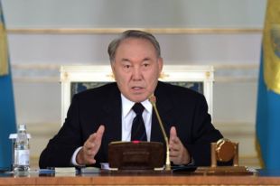 У Назарбаева объяснили предложение организовать встречу Зеленского и Путина