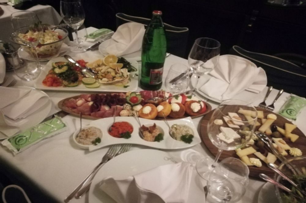Сербская кухня - одна из лучших в Европе. 