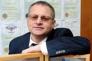 Александр Самков.