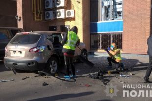 В центре Харькова взорвали автомобиль: введена операция «Перехват», детали