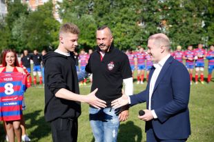 Александр Морозов (в центре), его сын Константин (слева) и Алексей Митрюшин.