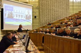 В МОН назвали 20 университетов с наибольшим финансированием от государства