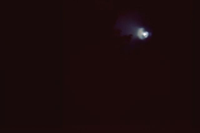 Вечером 28 ноября тюменцы наблюдали яркое свечение от ракеты