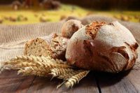 Украинцы стали есть меньше хлеба и больше фруктов