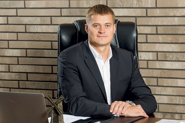 В 2018 году Роман Мимонов был признан лучшим предпринимателем Брянской области в сфере сельского хозяйства.