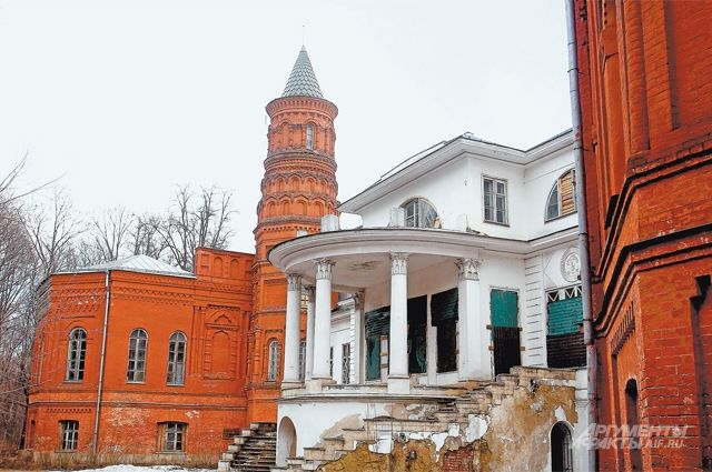 Усадьба Покровское-Стрешнево не раз служила местом, где разворачивались кинематографические сюжеты.