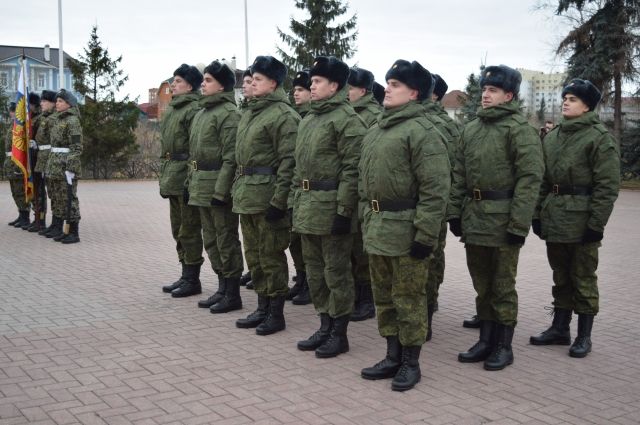 Ряды Президентского полка пополнят 15 призывников из Тюменской области
