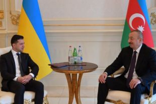 Украина и Азербайджан подписали двусторонние договоры о сотрудничестве