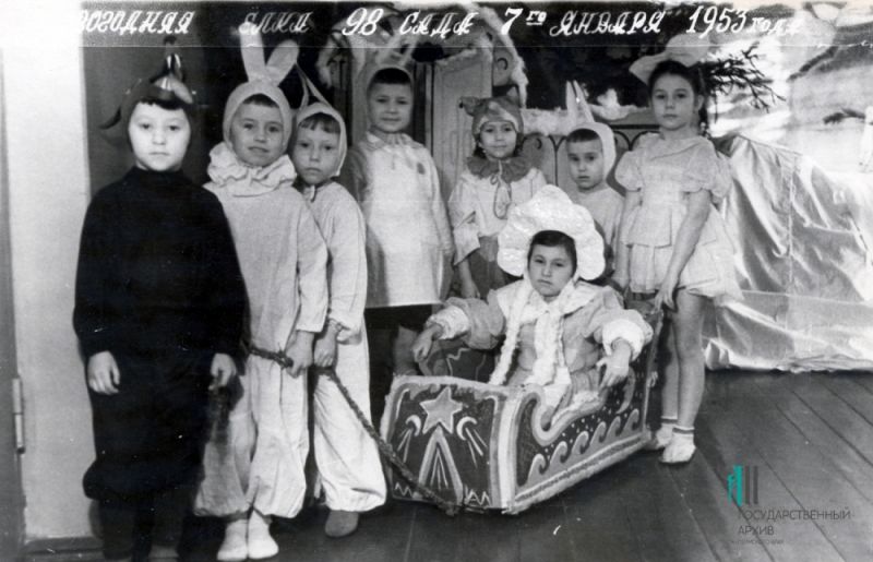 Новогодняя ёлка в детскому саду № 98, Пермь, 1953 год.