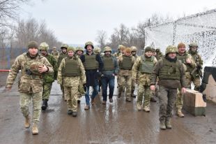 Канадская делегация посетила зону ООС: подробности визита