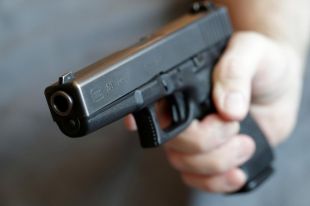 В Николаеве таксист выстрелил в мужчину, сделавшего ему замечание