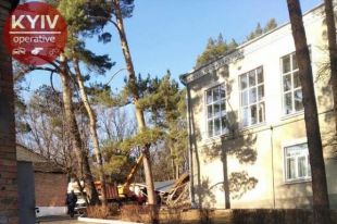 В Киеве на территории школы взорвалась котельная: детали инцидента
